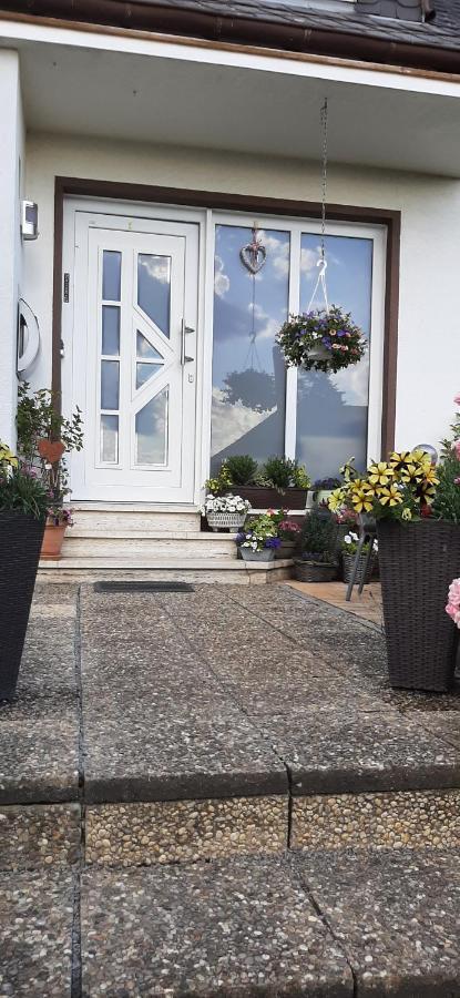 Ferienwohnung Gutowski Andernach Exterior foto